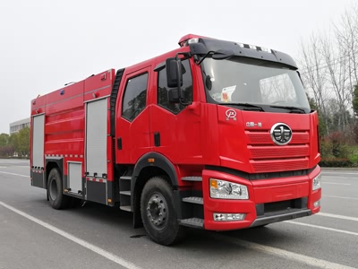 江特牌JDF5192GXFPM80/C6型泡沫消防车