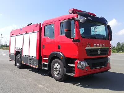 PM60/Z6型泡沫消防车