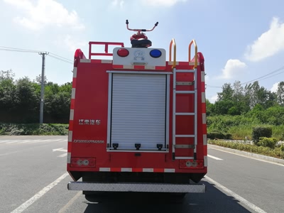 3吨四驱越野森林水罐消防车