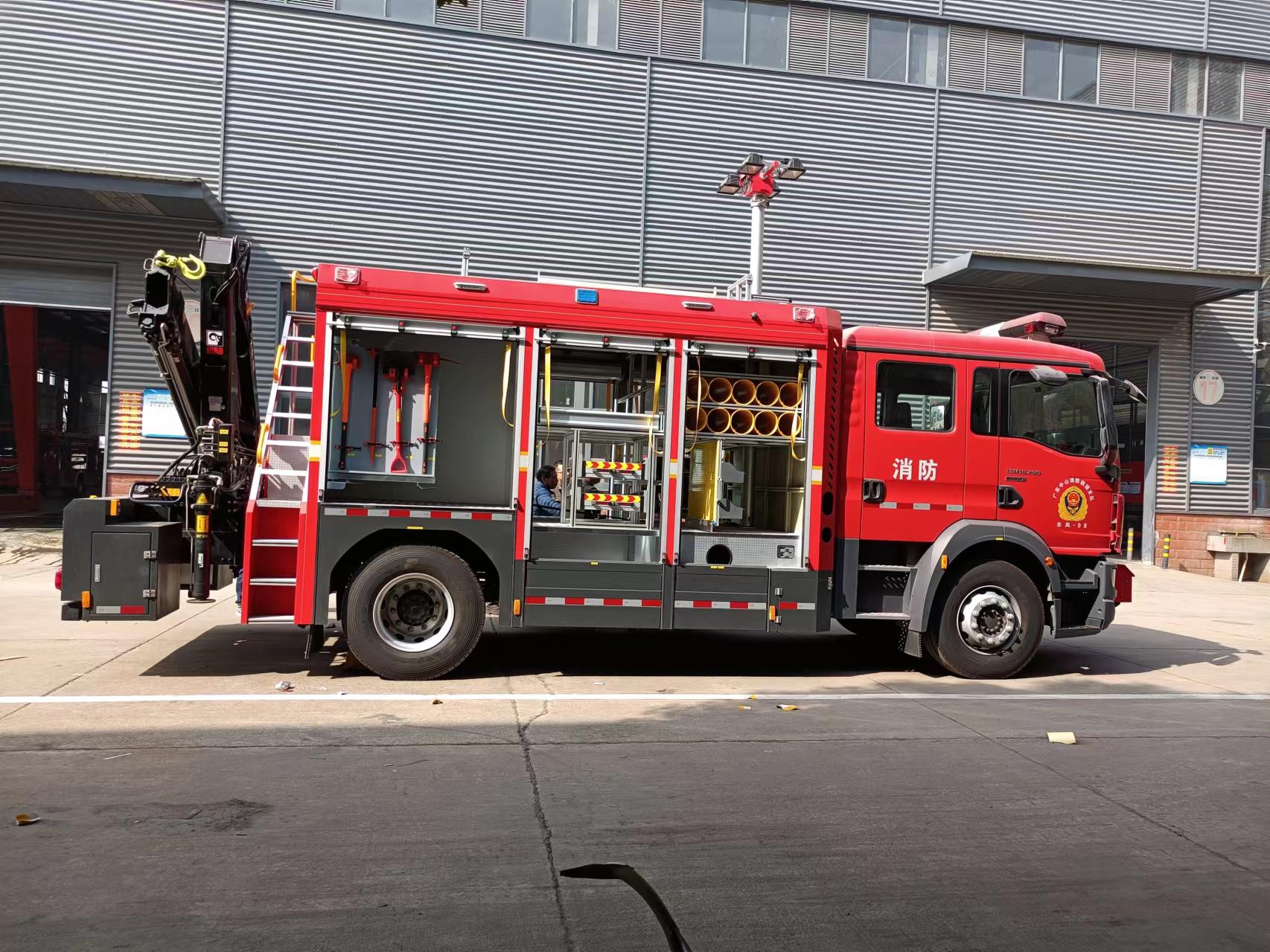 抢险救援消防车（德国曼）