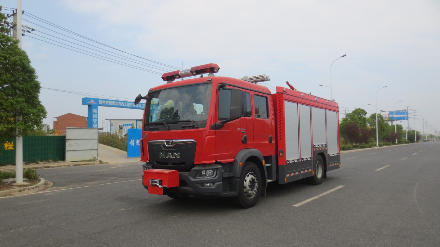 4T压缩空气泡沫城市主战消防车